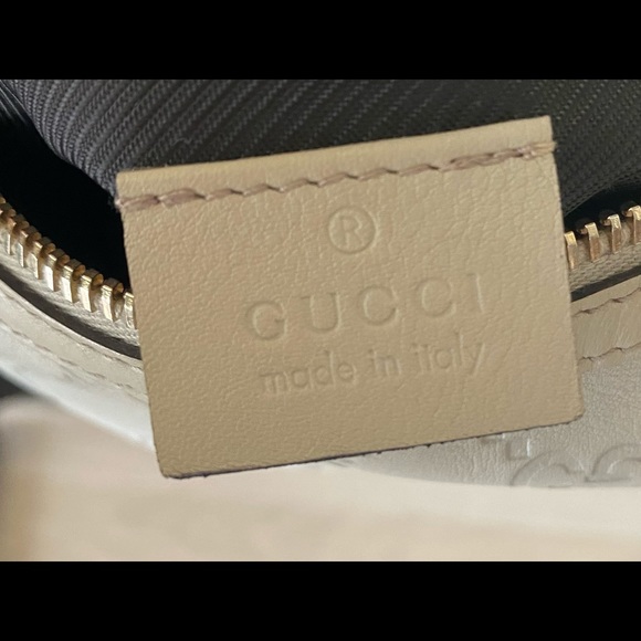 Gucci Leather Cosmetic Makeup Pouch - Picture 7 of 14